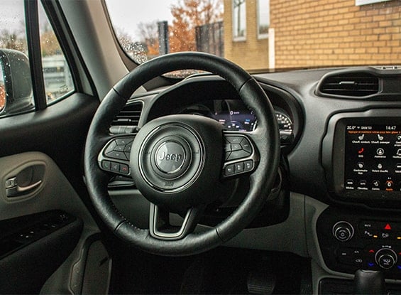 Jeep Renegade driver seat