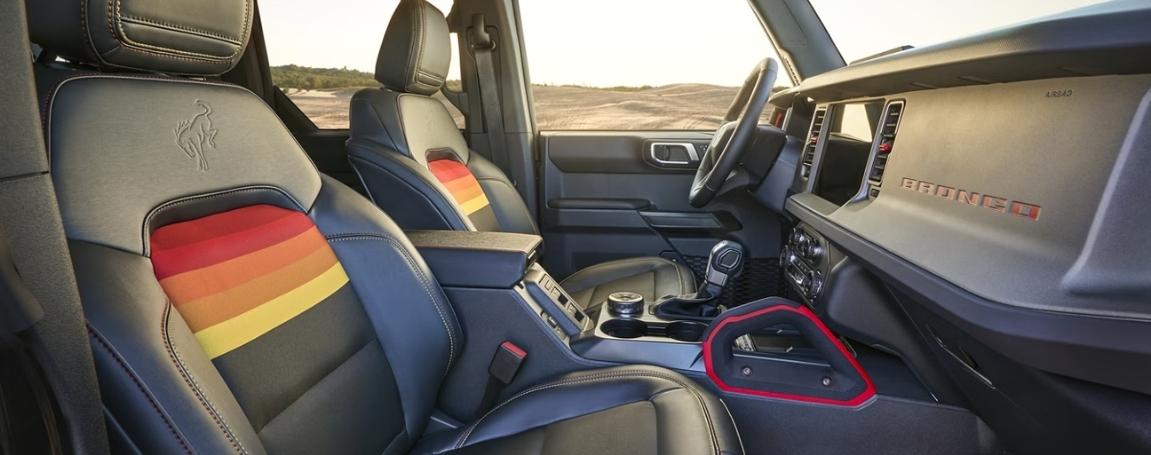 Comfort and Tech: City Style vs. Trail-Ready Toughness