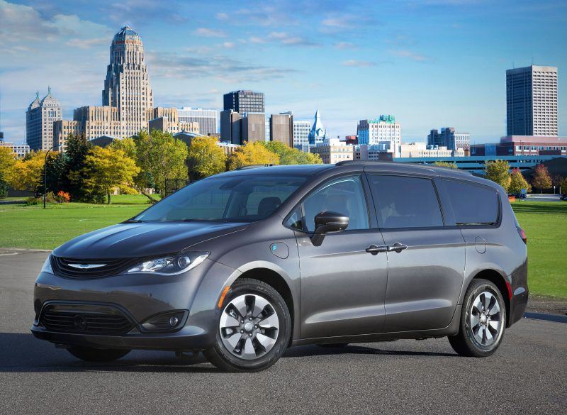 Hybrid minivan hot sale 2018