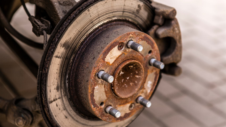 Signs of Worn Brake Rotors 