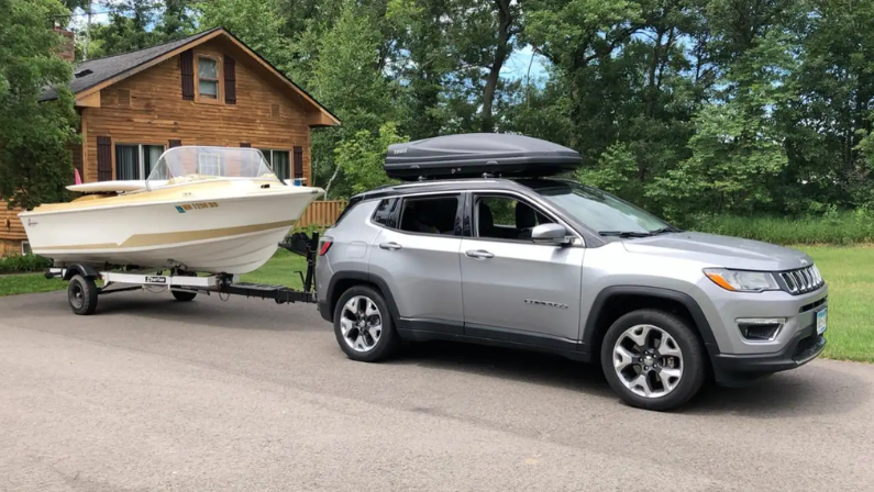 Best Subcompact SUVs for Towing 