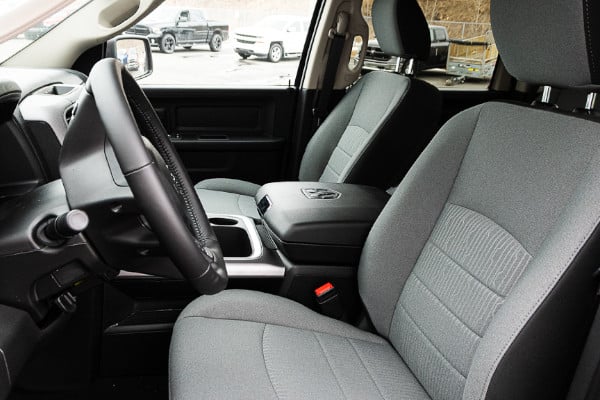 Front seats for the Ram 1500 Classic 2023 Night Edition