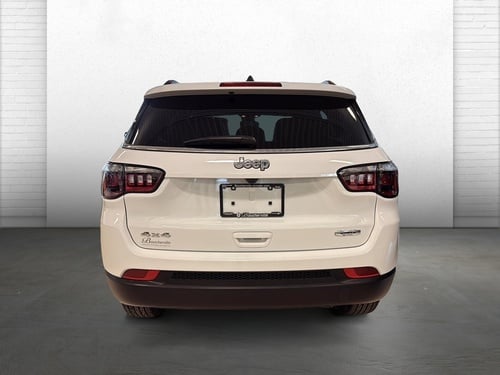 Jeep Compass North 2026 extérieur vue de l'arrière