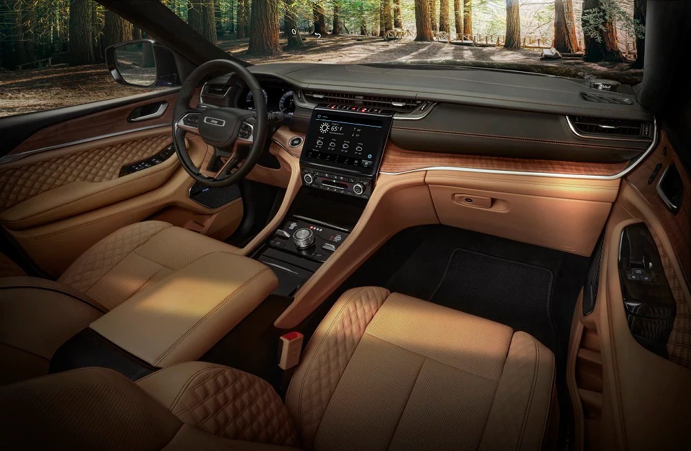 2022 Jeep Grand Cherokee L Interior