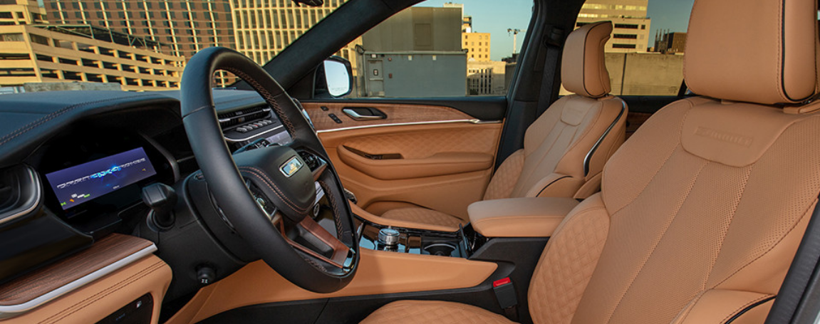 Jeep Grand Cherokee Balances Comfort And Strength