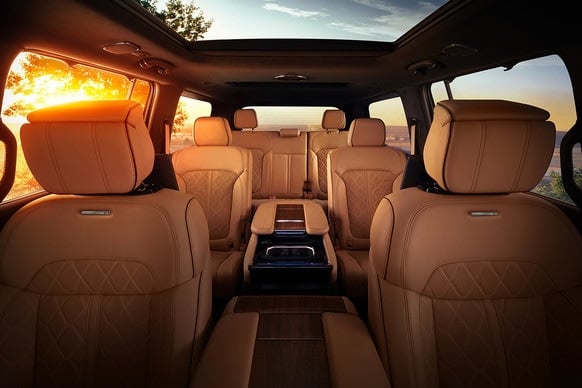 2022 Jeep Grand Wagoneer Seating Edmonton, AB